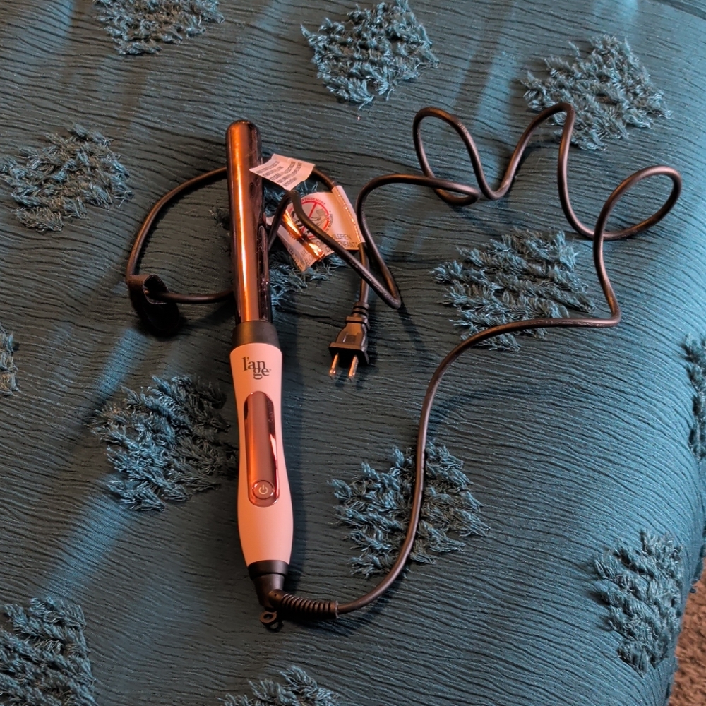 Lange White and Black Curling Iron